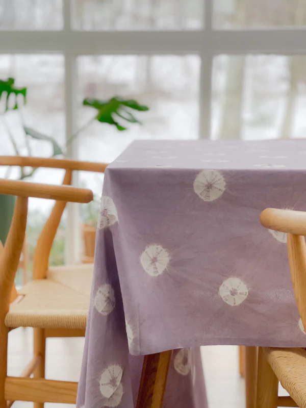 Amora Table Cloth